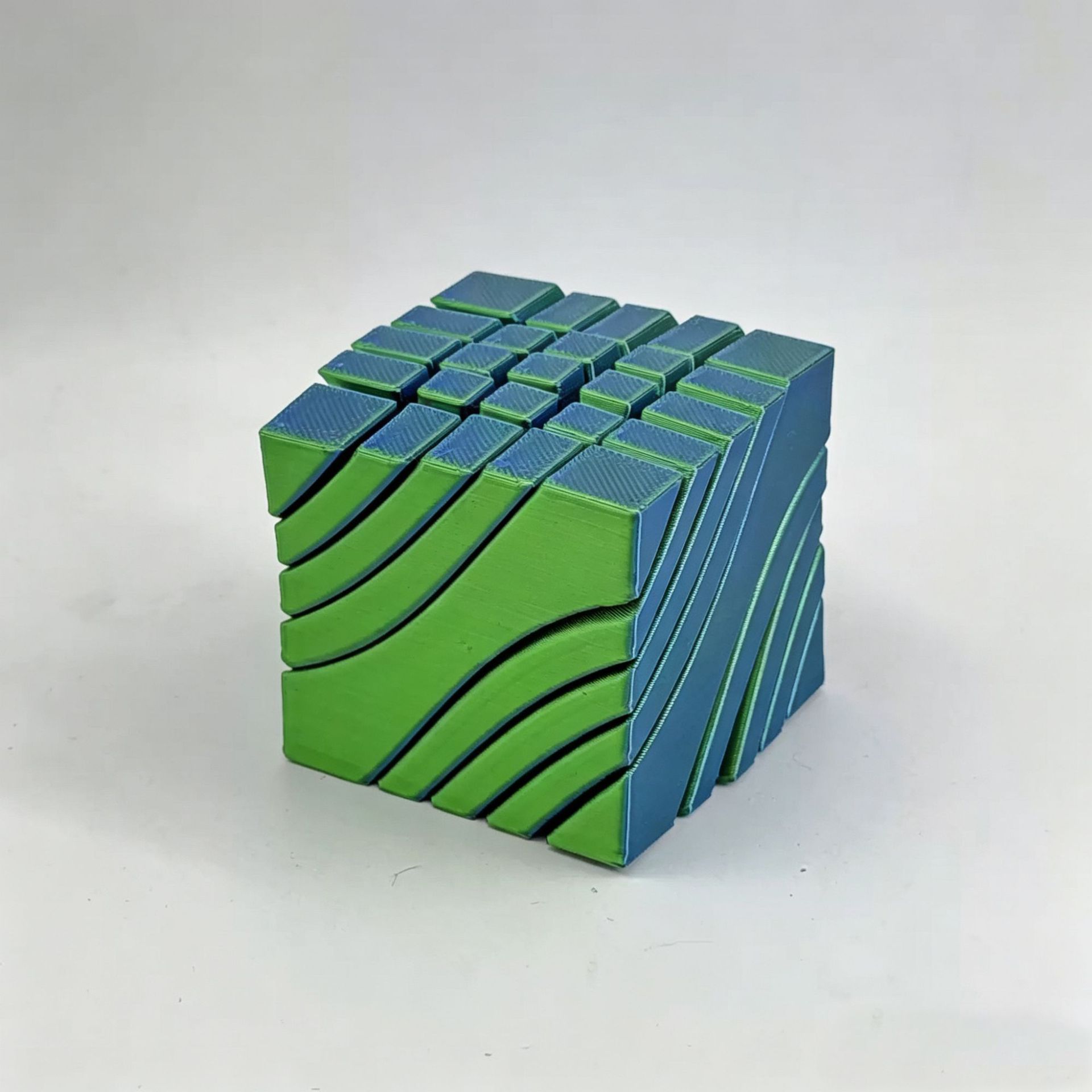 3D Printed Liquid Flow Rubik's - đánh giá và giá 3D Printing Gears